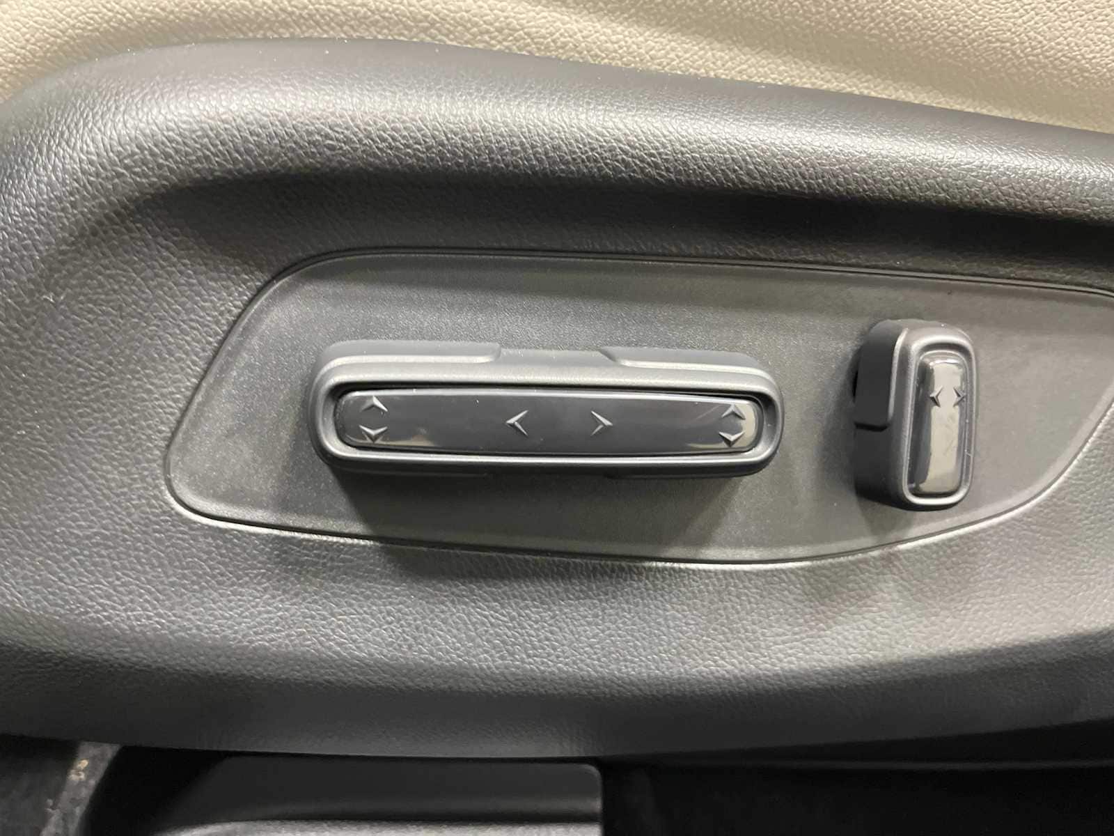 Thumbnail: 2027 Honda HR-V - 13