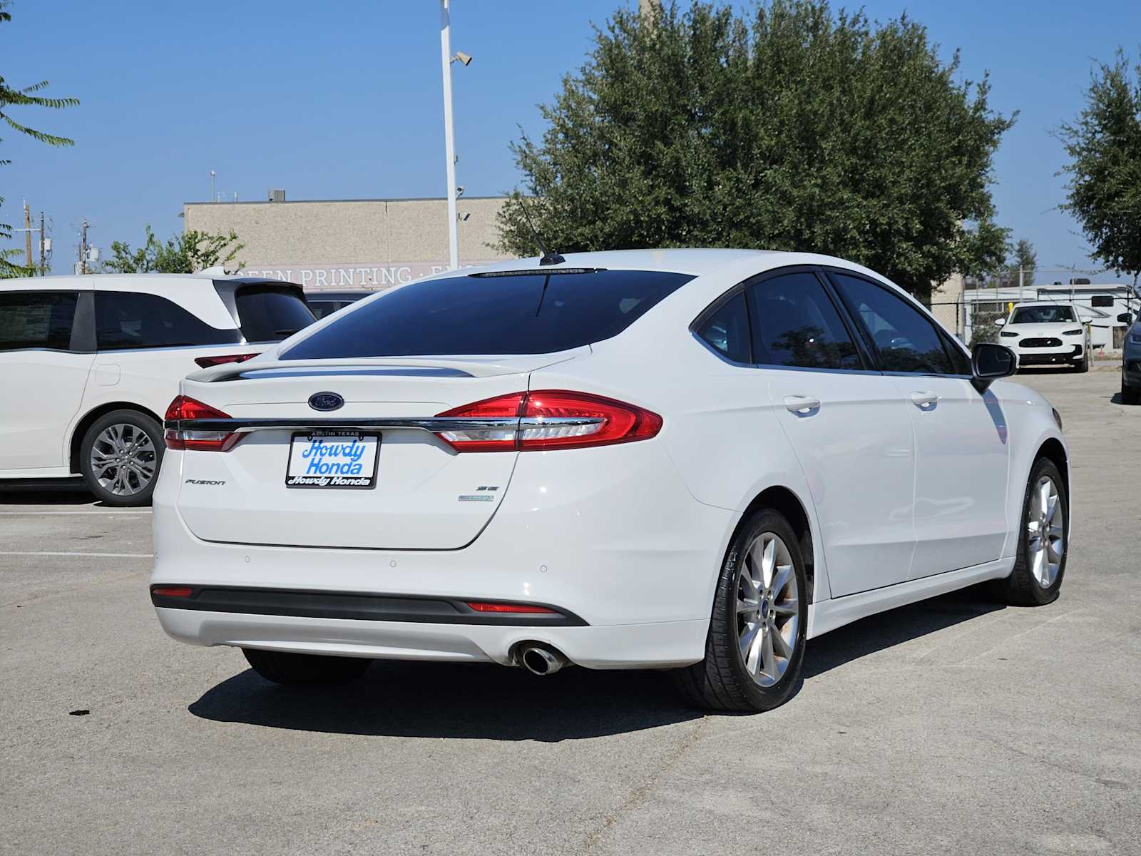 Thumbnail: 2017 Ford Fusion - 5