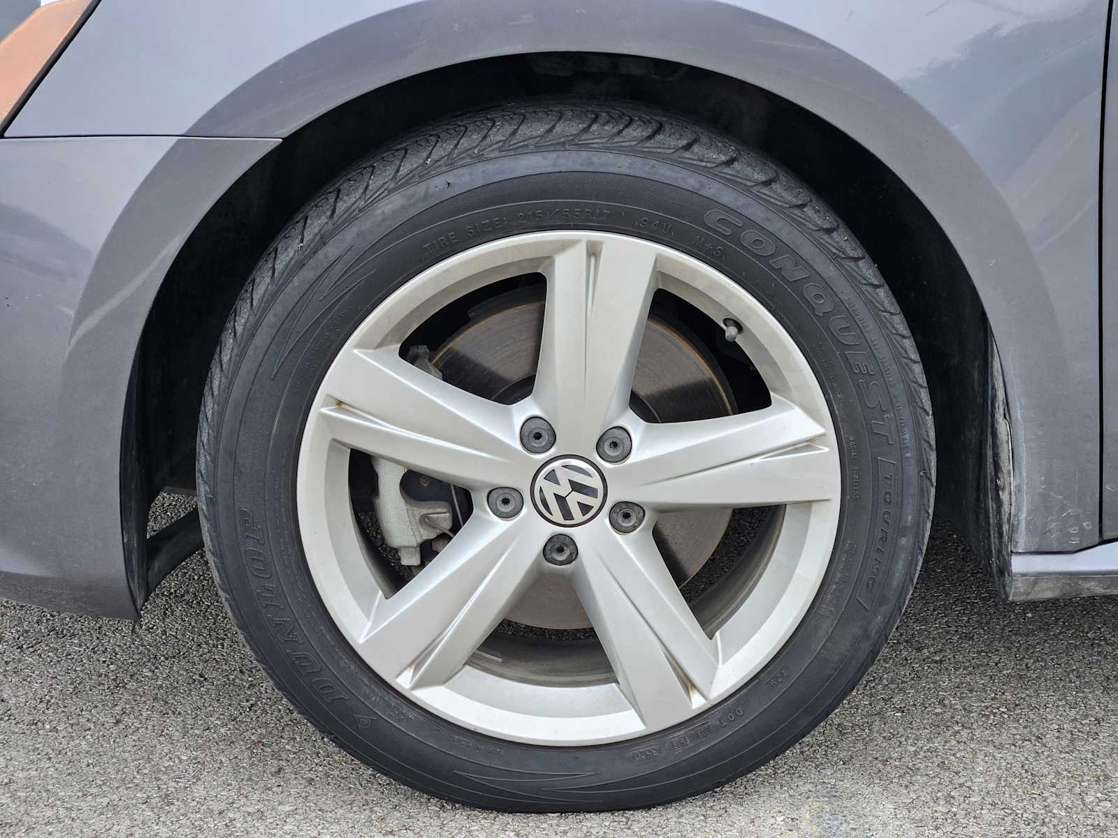 Thumbnail: 2013 Volkswagen Passat - 8