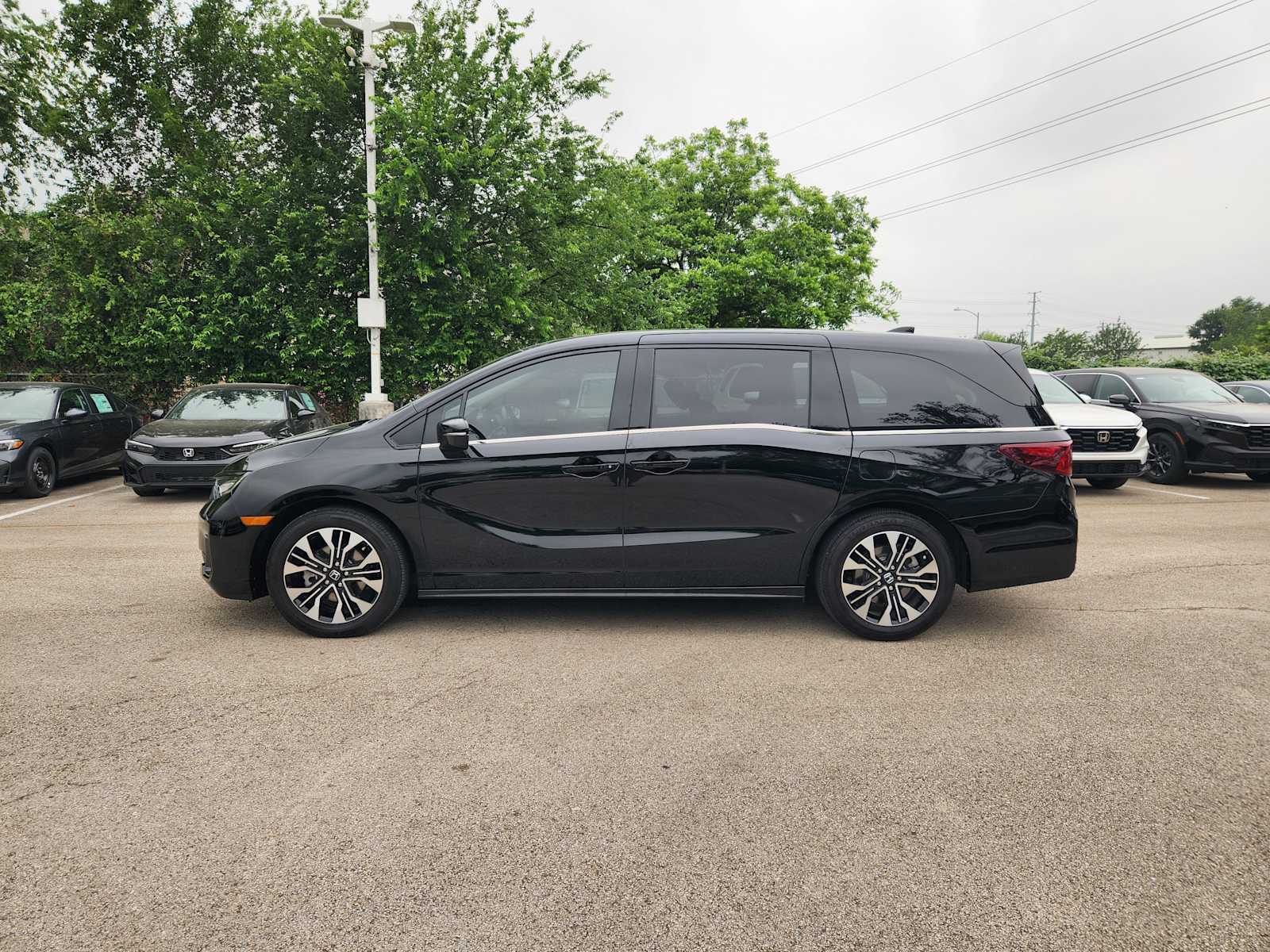 Thumbnail: 2025 Honda Odyssey - 4
