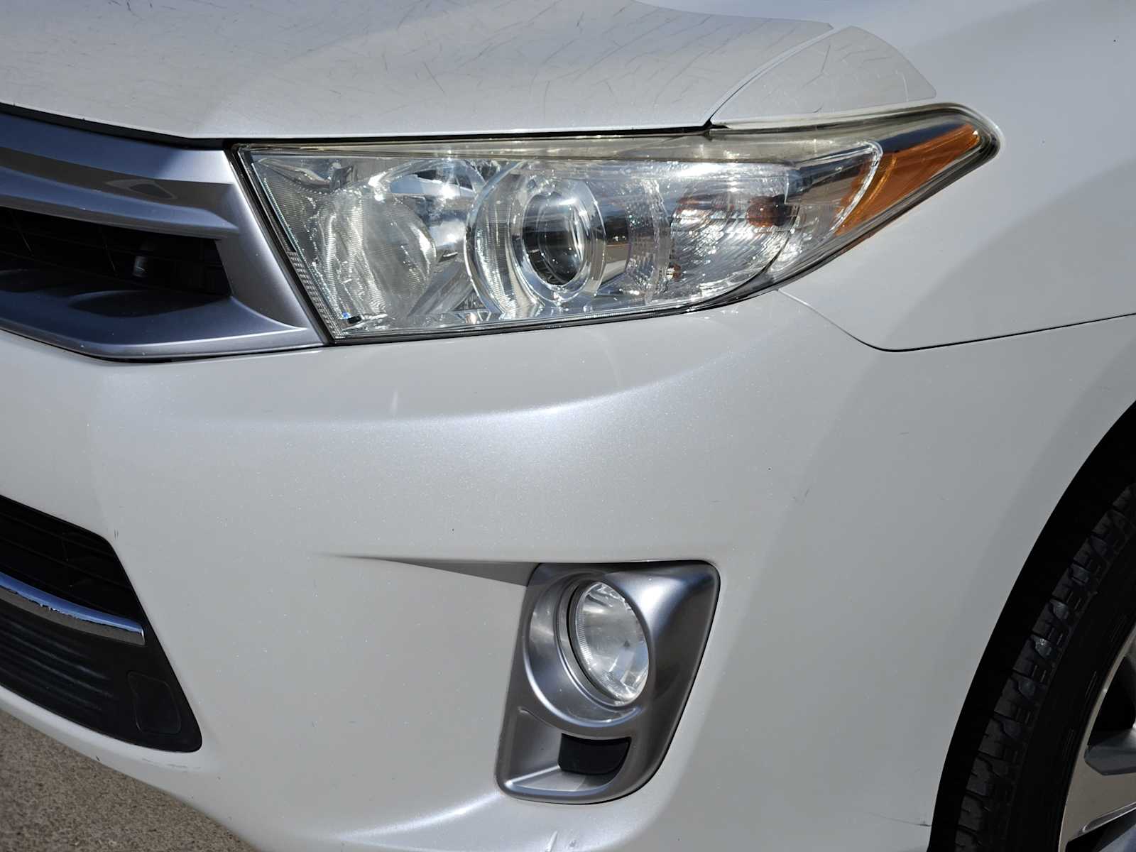 Thumbnail: 2012 Toyota Highlander - 9