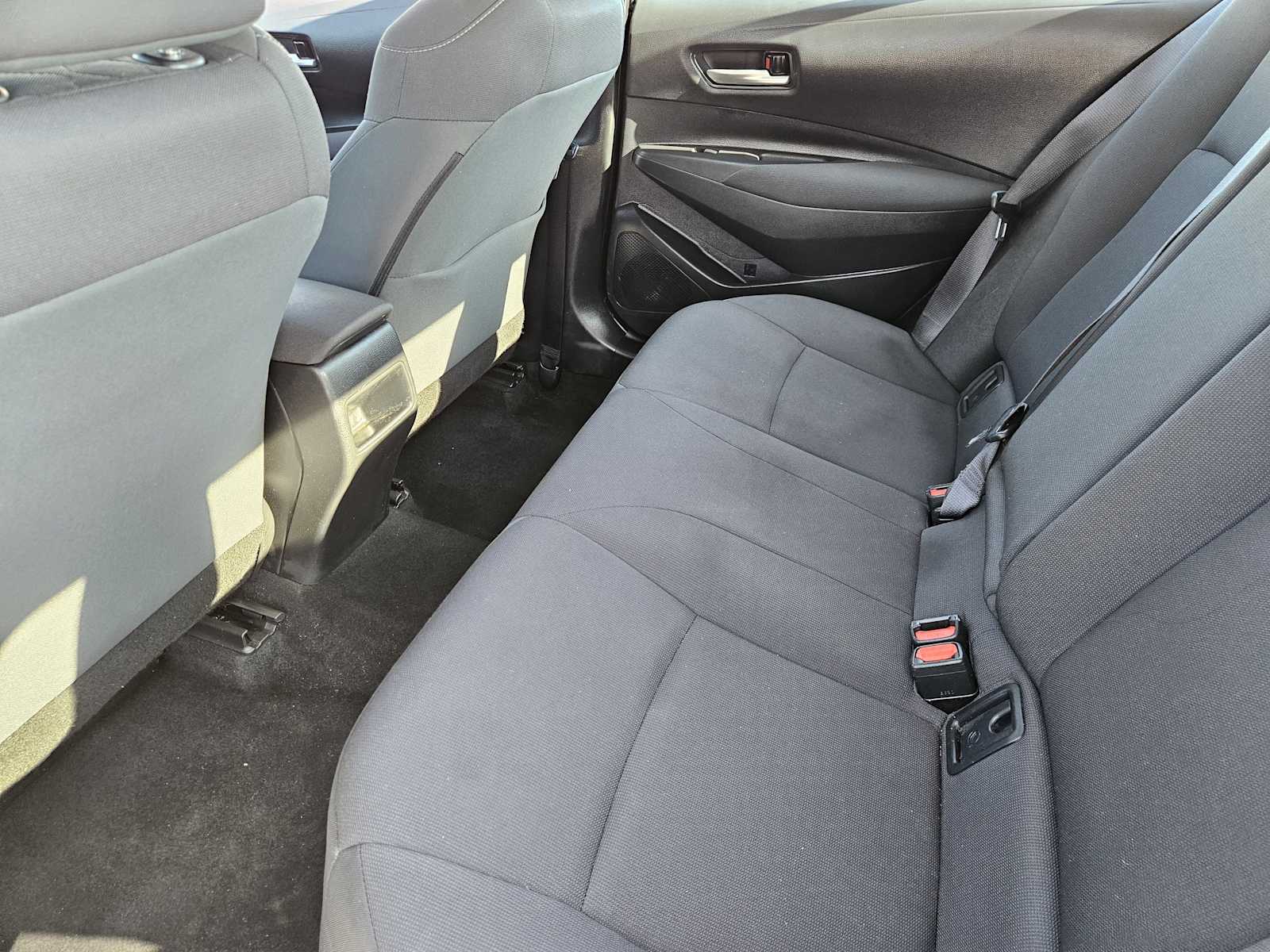 Thumbnail: 2021 Toyota Corolla - 27