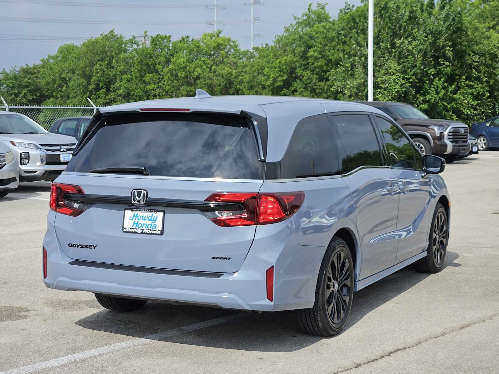 Thumbnail: 2026 Honda Odyssey - 6