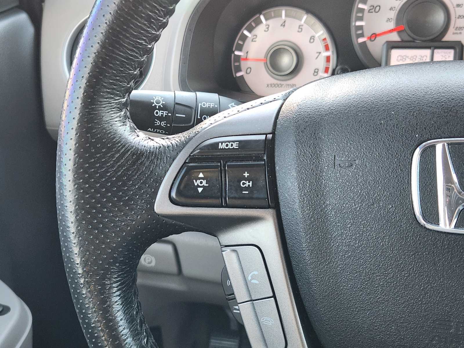 Thumbnail: 2014 Honda Pilot - 28