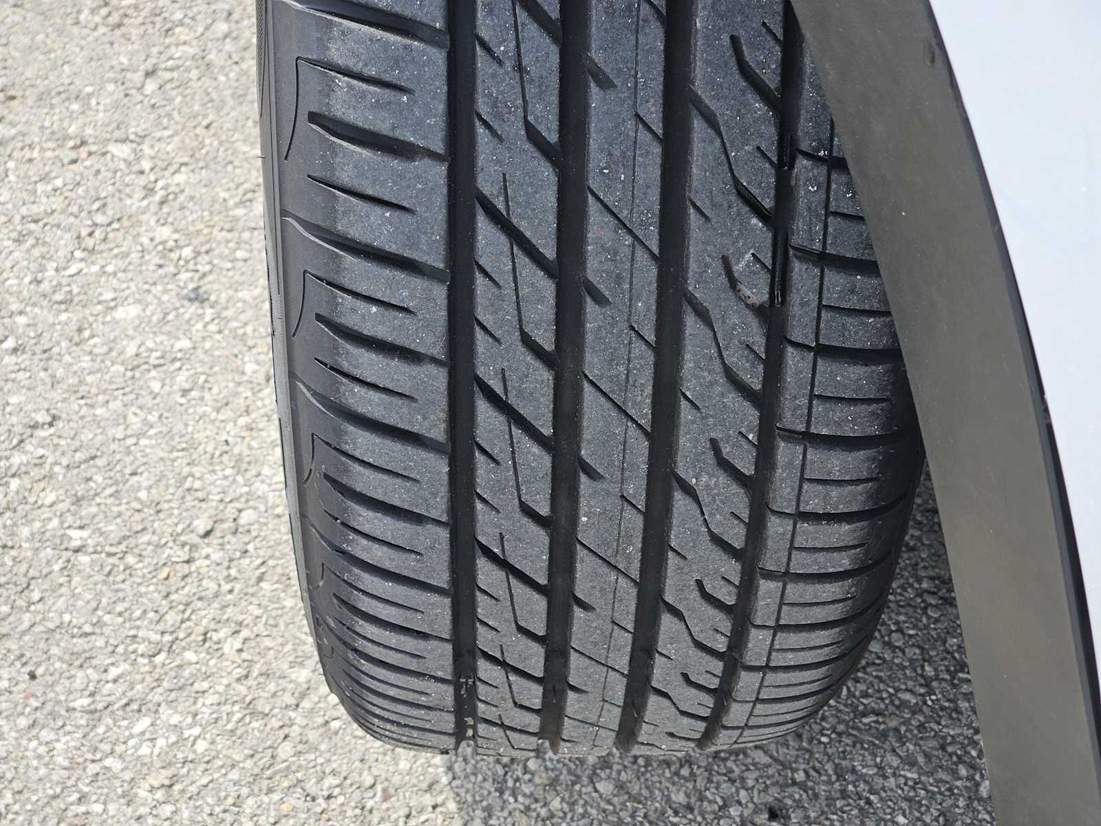 Thumbnail: 2023 Hyundai Venue - 10