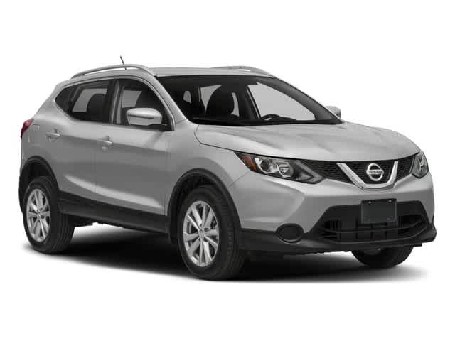 Thumbnail: 2018 Nissan Rogue Sport - 9