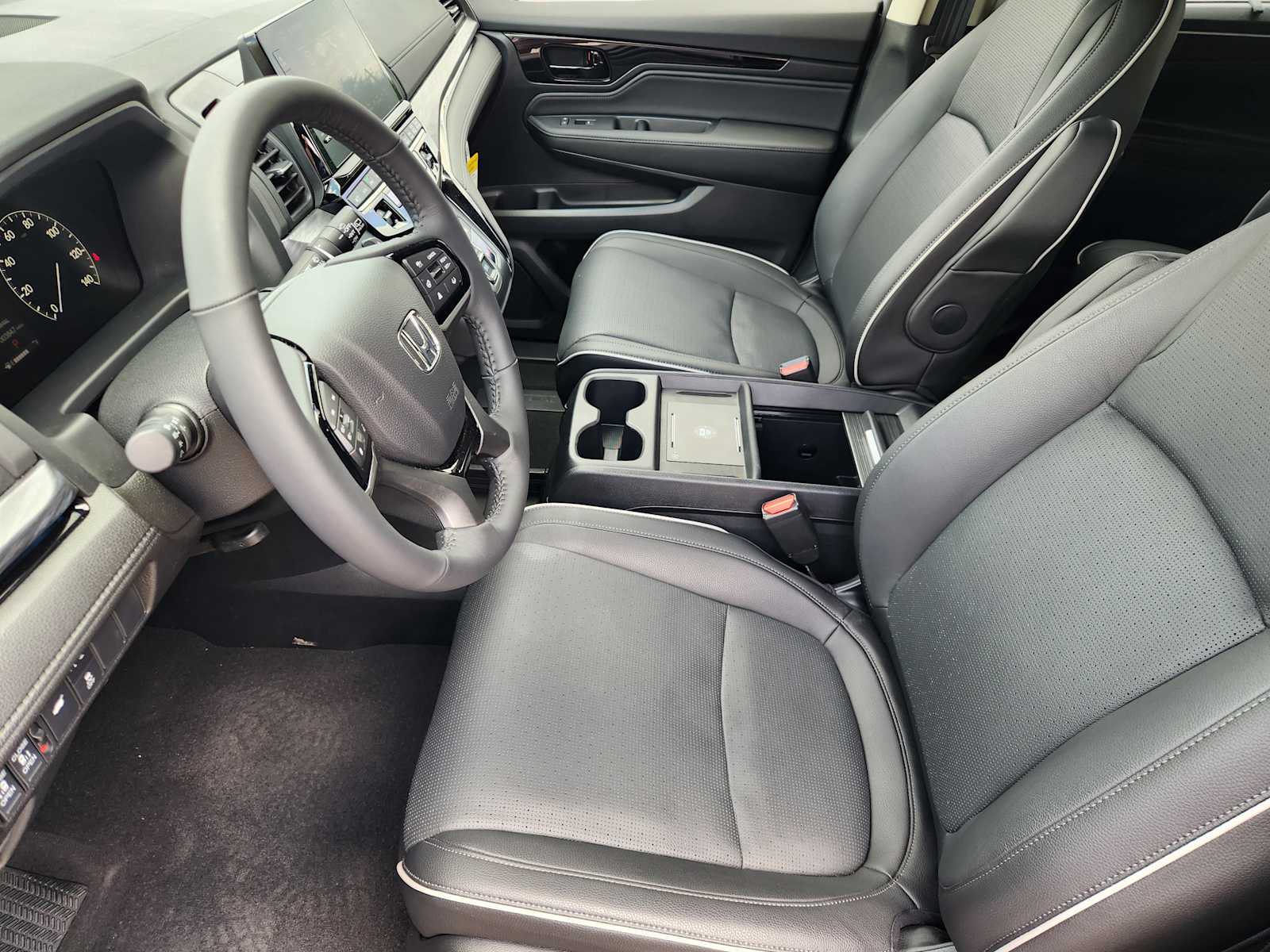 Thumbnail: 2026 Honda Odyssey - 13