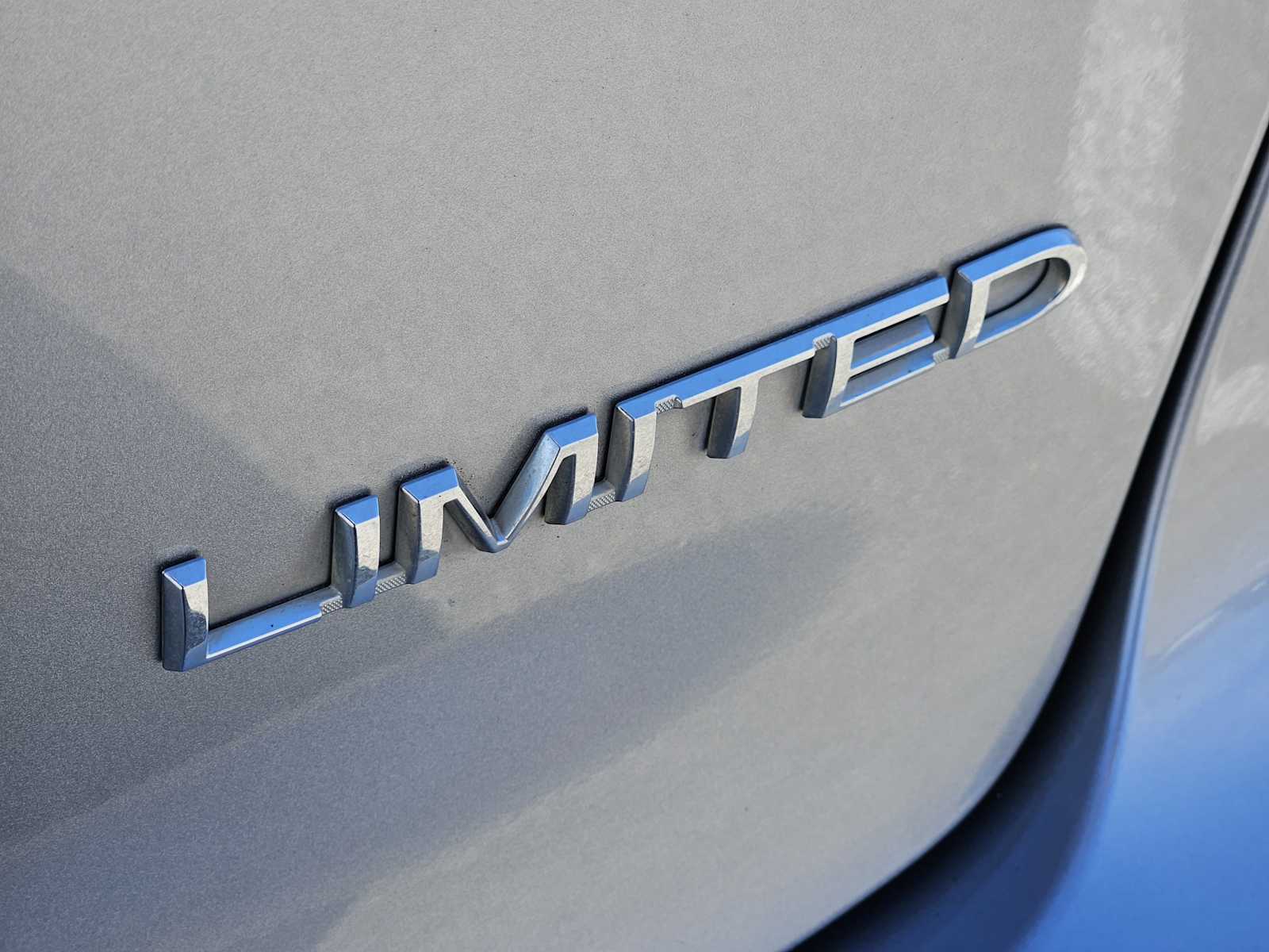 Thumbnail: 2018 Chrysler Pacifica - 10