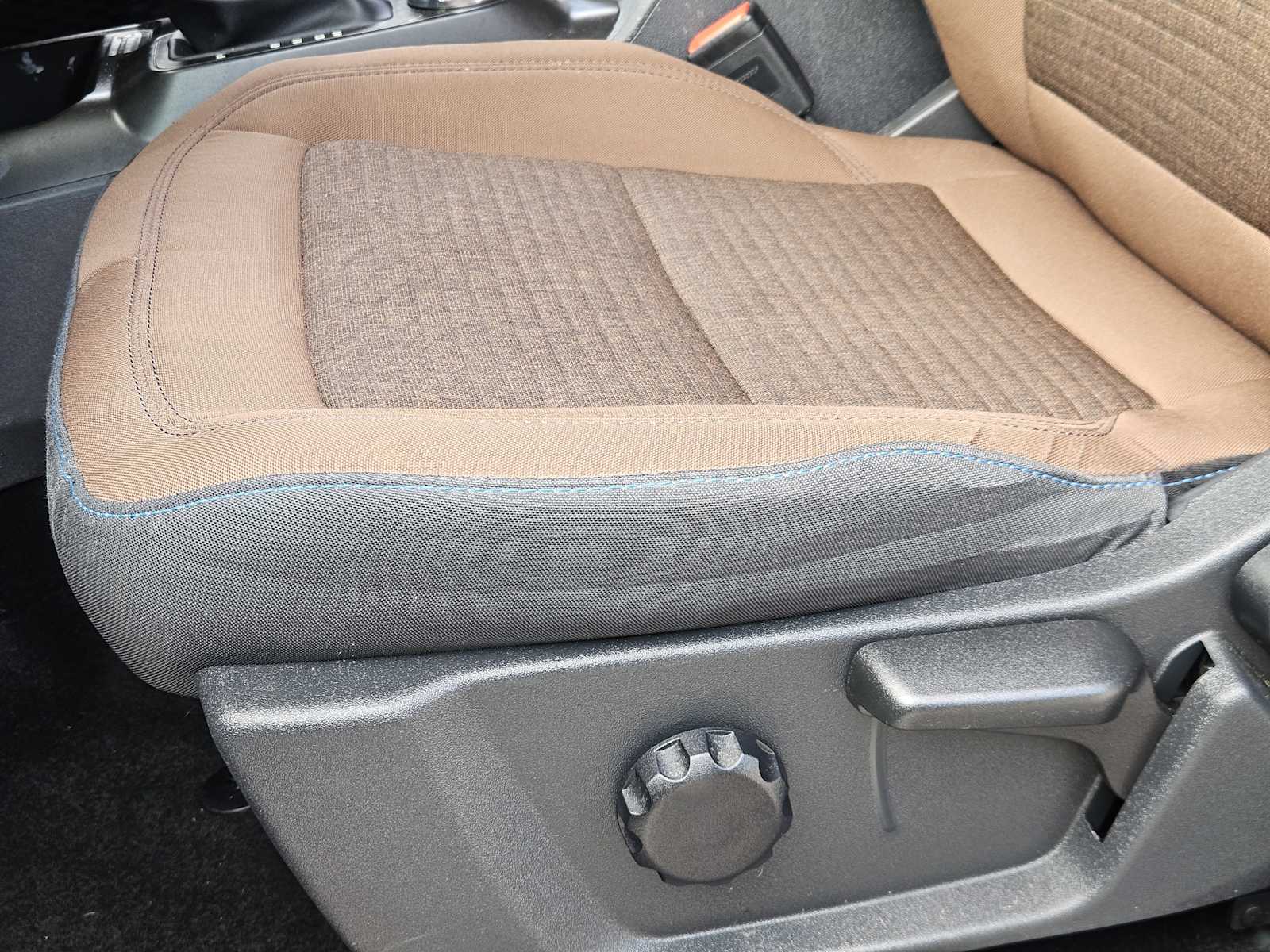 Thumbnail: 2023 Ford Bronco - 24