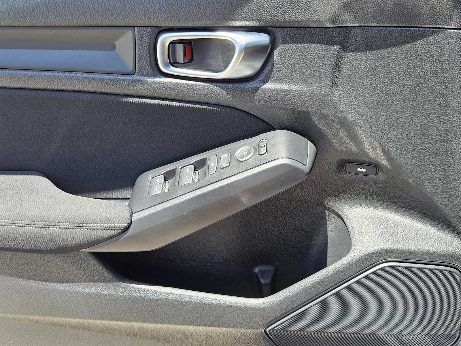Thumbnail: 2024 Honda Civic - 23