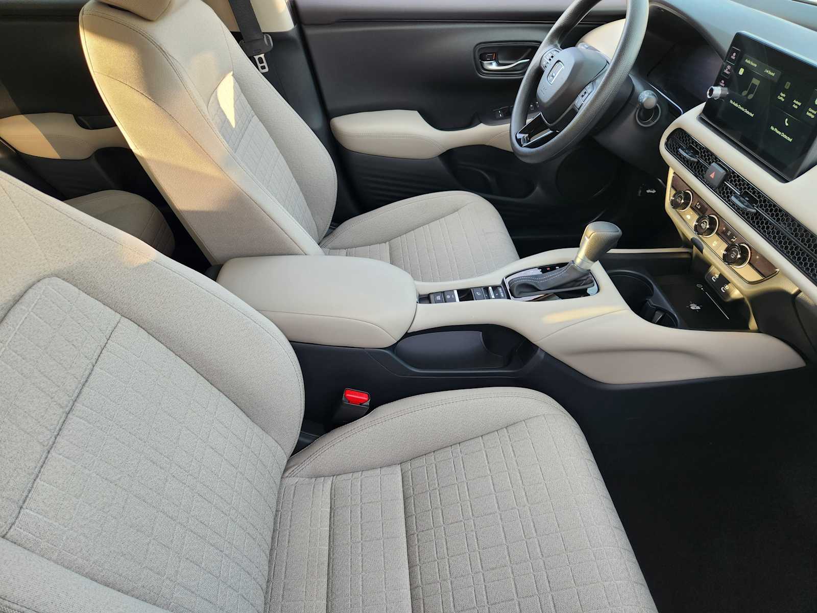 2026 Honda HR-V LX - Photo 13