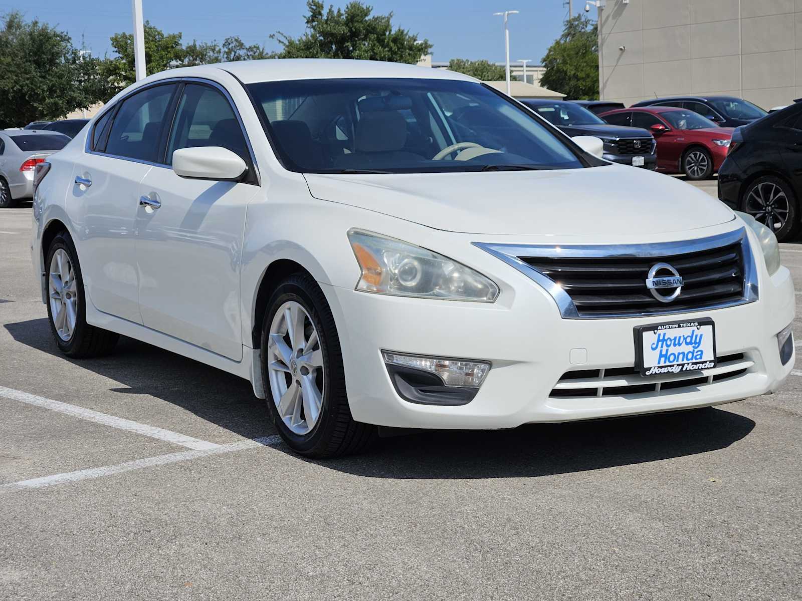 2014 Nissan Altima 2.5 SV photo 3