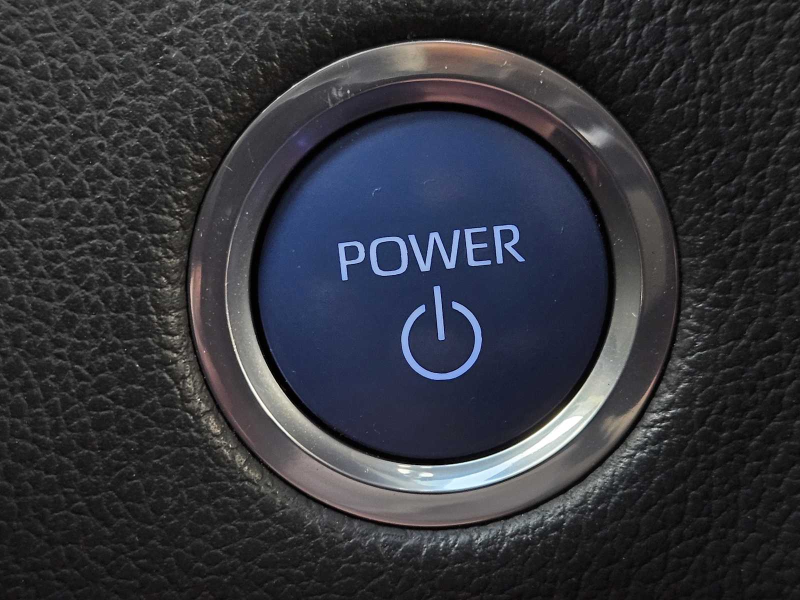 Thumbnail: 2022 Toyota Tundra - 21