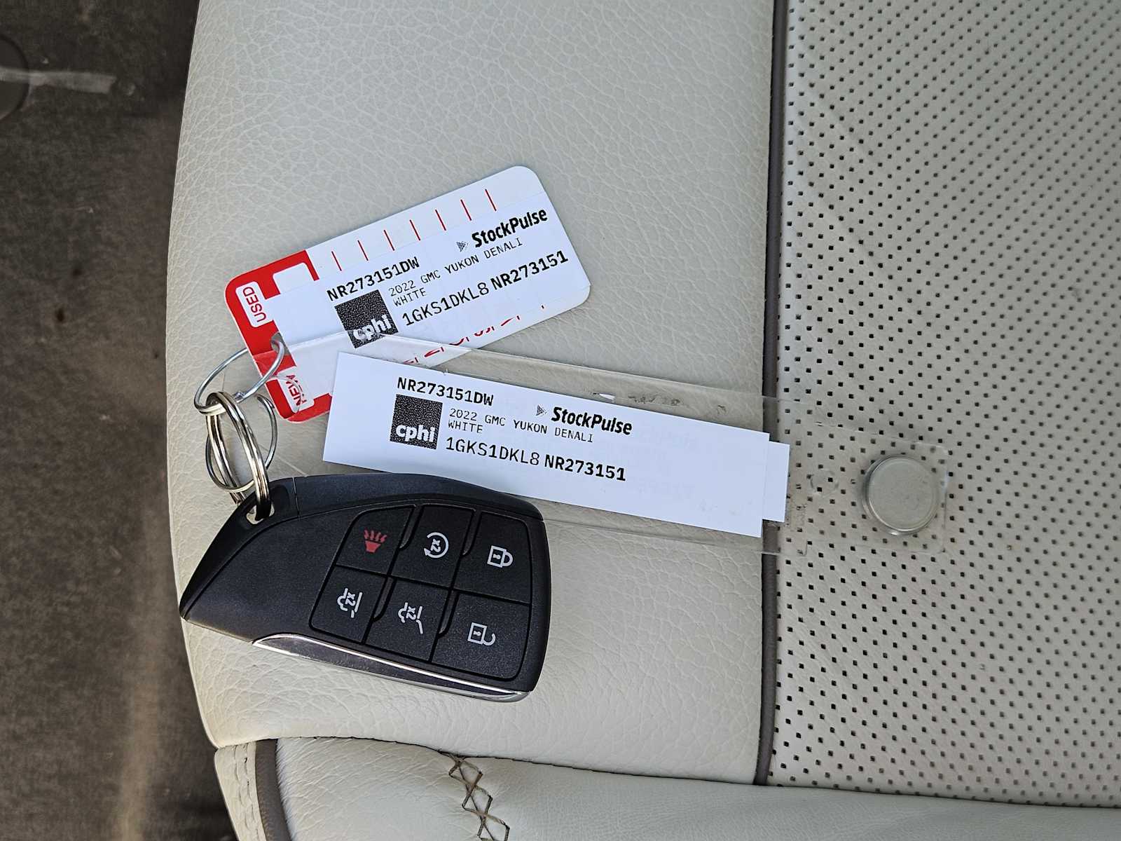 Thumbnail: 2022 GMC Yukon - 33