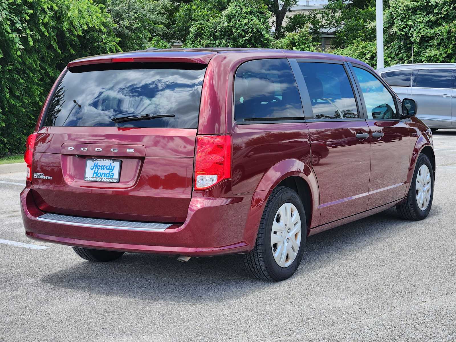 Thumbnail: 2019 Dodge Grand Caravan - 6
