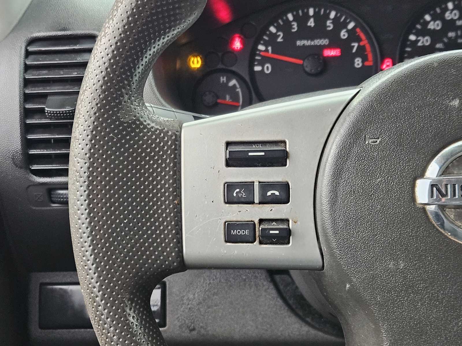 Thumbnail: 2015 Nissan Frontier - 26