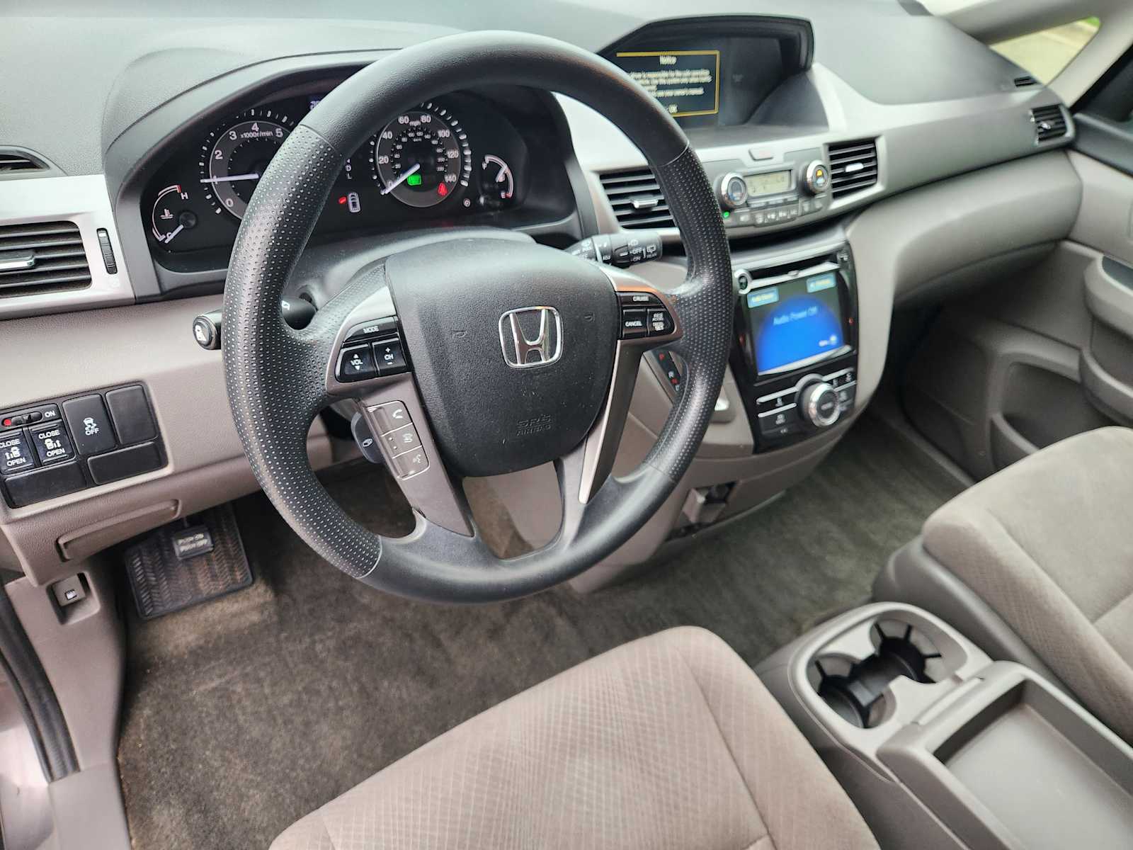 Thumbnail: 2014 Honda Odyssey - 2