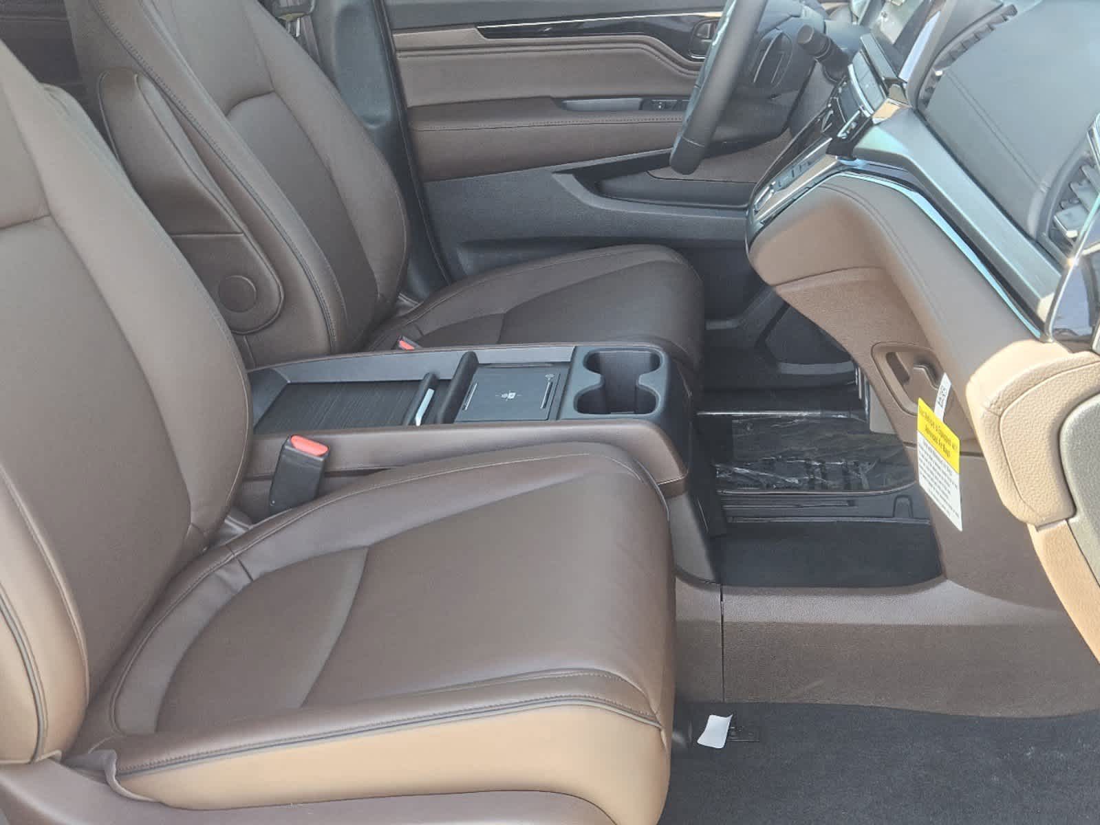 Thumbnail: 2026 Honda Odyssey - 12