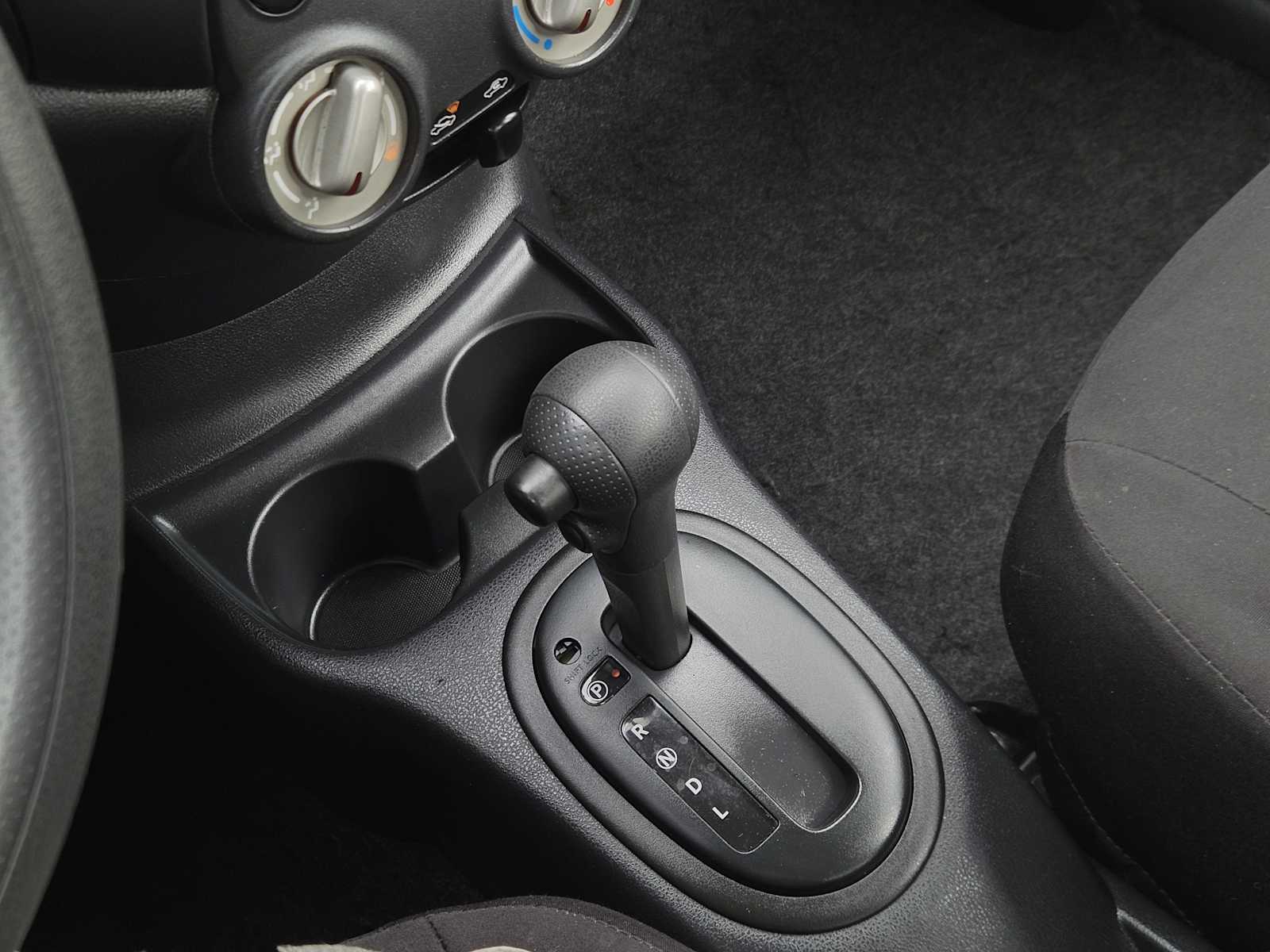 Thumbnail: 2012 Nissan Versa - 19