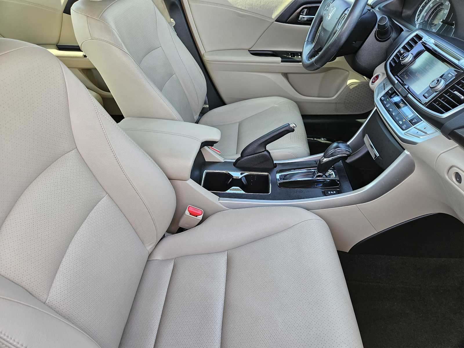 Thumbnail: 2013 Honda Accord - 14