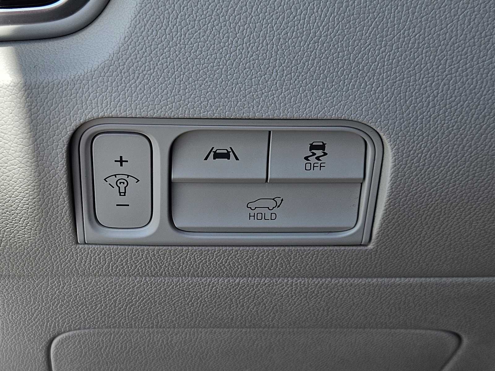 Thumbnail: 2023 Kia Sorento - 22