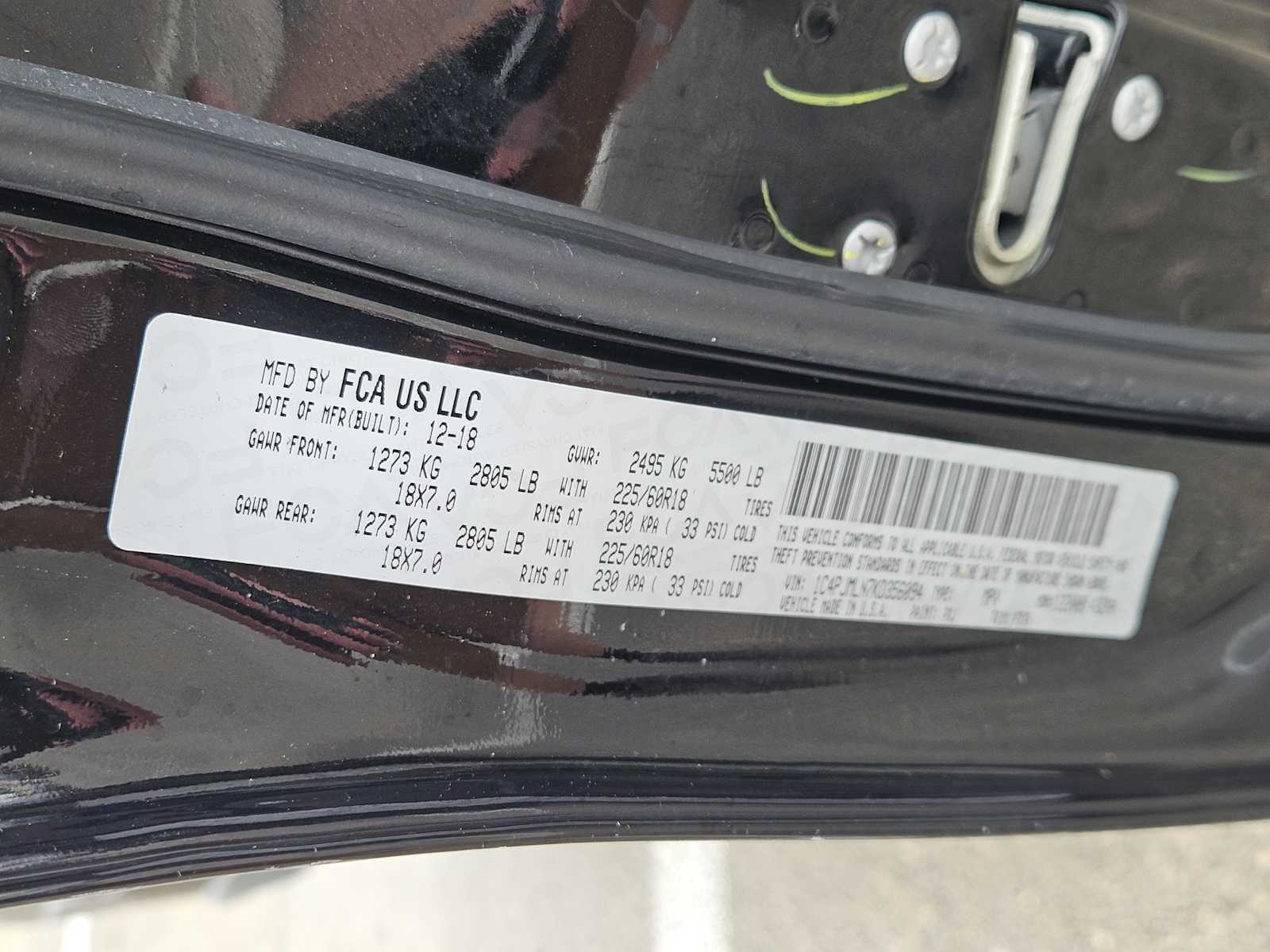 Thumbnail: 2019 Jeep Cherokee - 32