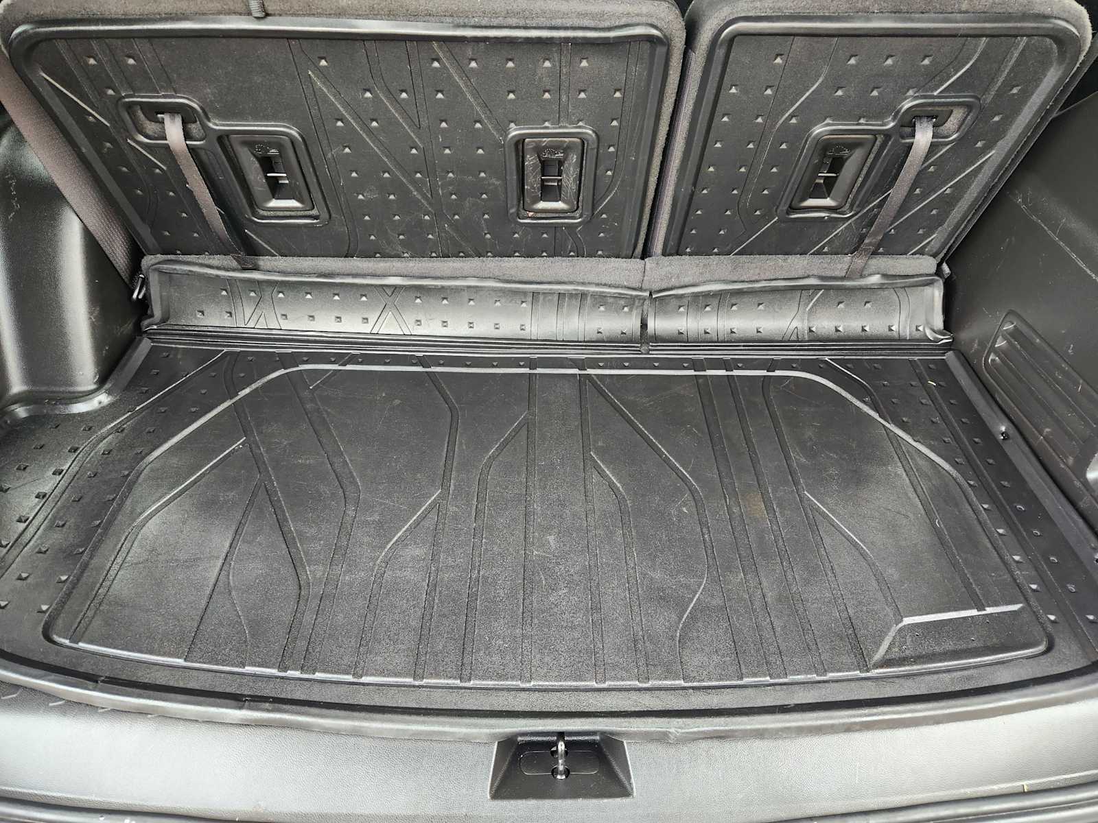 Thumbnail: 2021 Chevrolet Traverse - 33