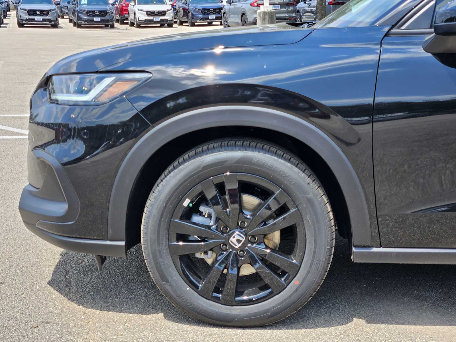 Thumbnail: 2027 Honda HR-V - 8