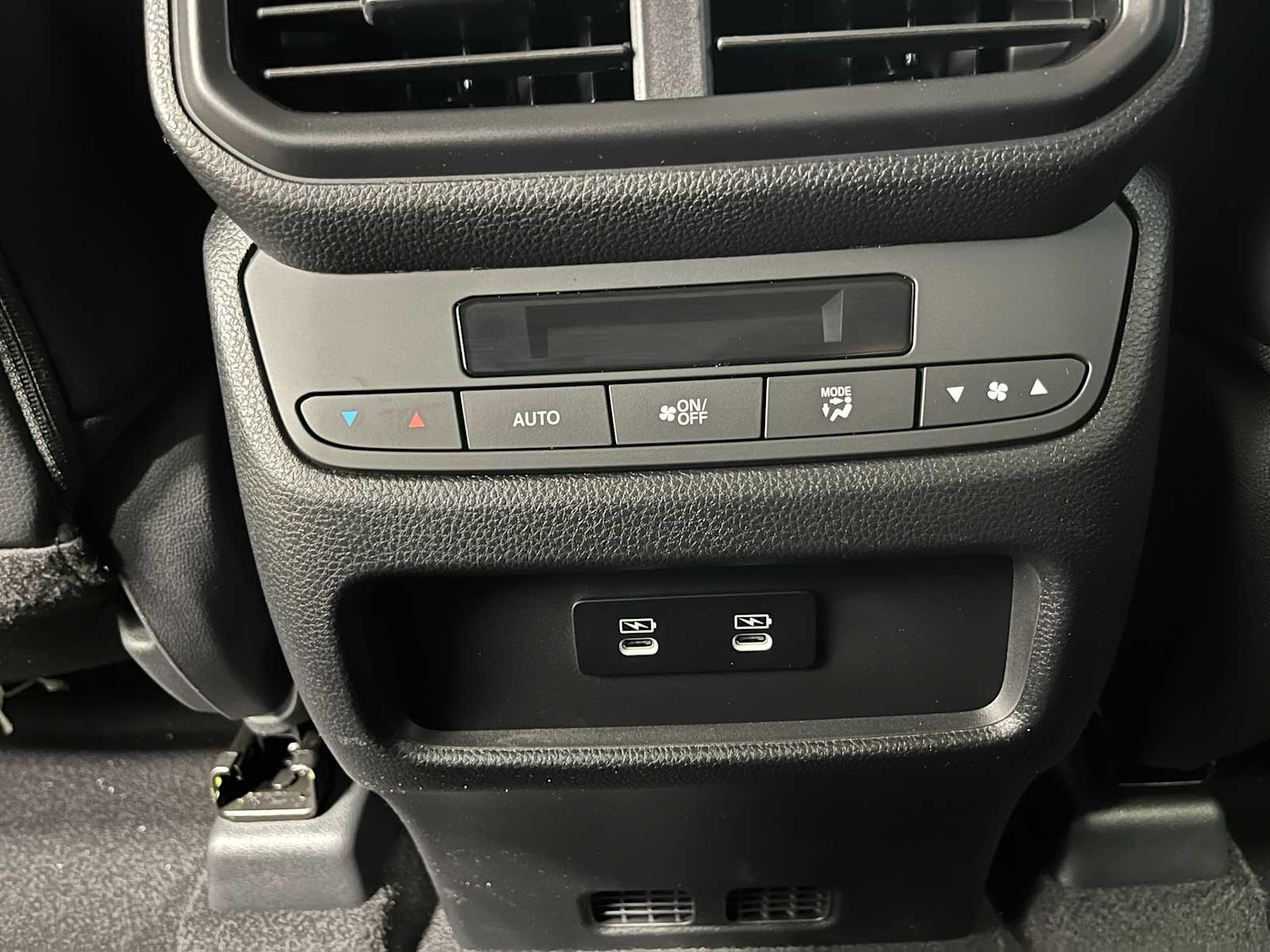 Thumbnail: 2026 Honda Pilot - 24