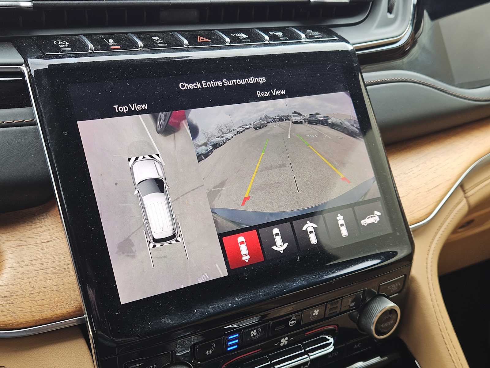 Thumbnail: 2022 Jeep Grand Cherokee L - 18