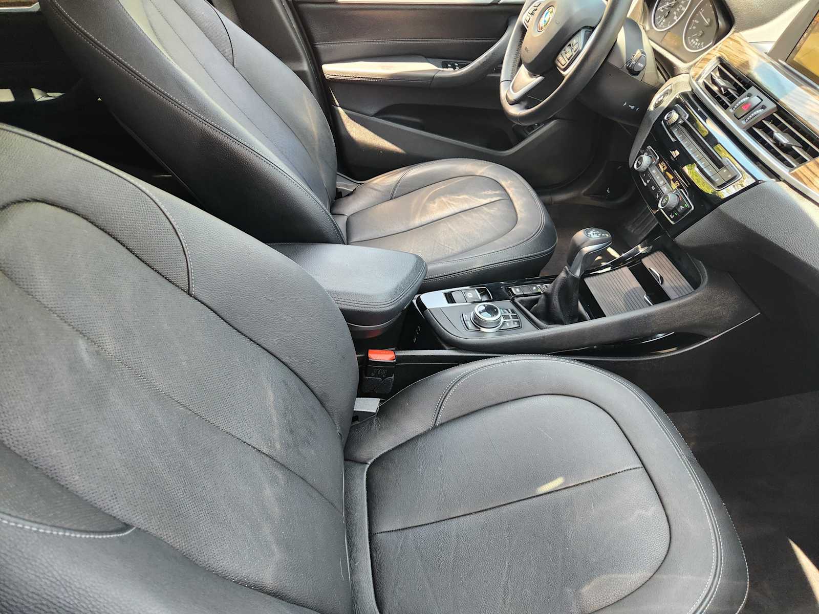 Thumbnail: 2016 BMW X1 - 12