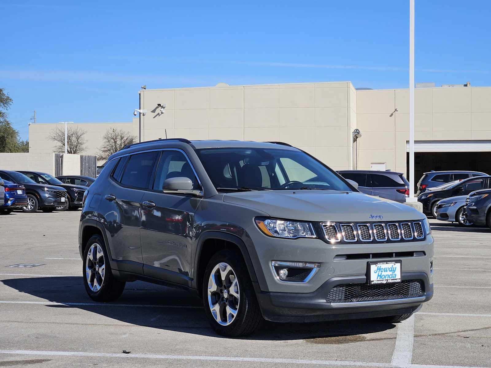 Thumbnail: 2020 Jeep Compass - 3