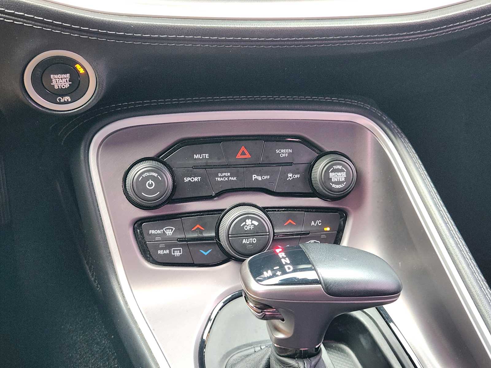Thumbnail: 2022 Dodge Challenger - 19