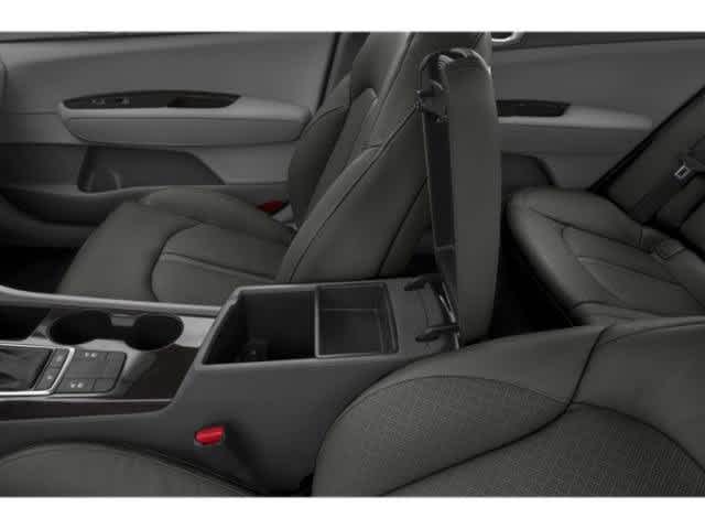 Thumbnail: 2018 Kia Optima - 18