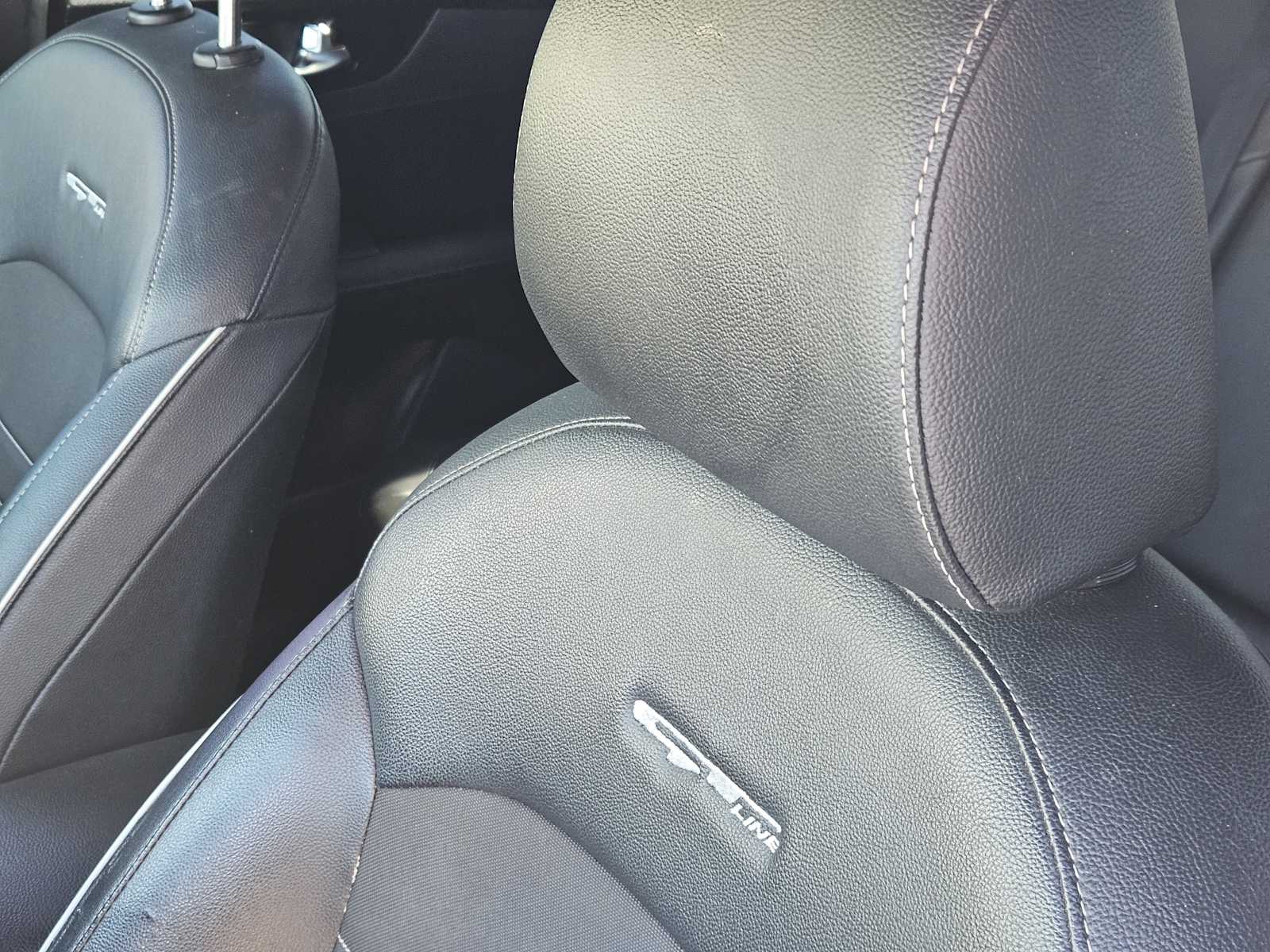 Thumbnail: 2021 Kia Forte - 15