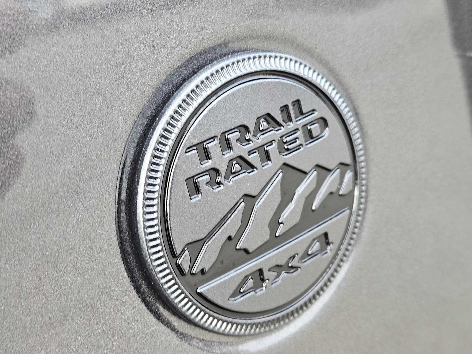 Thumbnail: 2024 Jeep Gladiator - 12