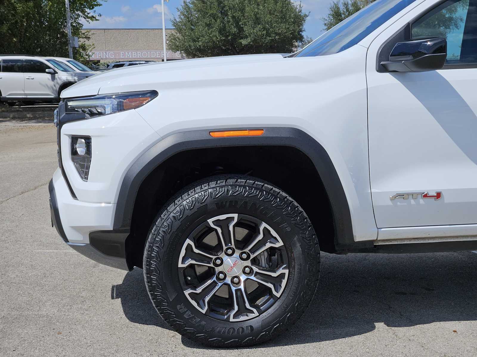 Thumbnail: 2024 GMC Canyon - 8