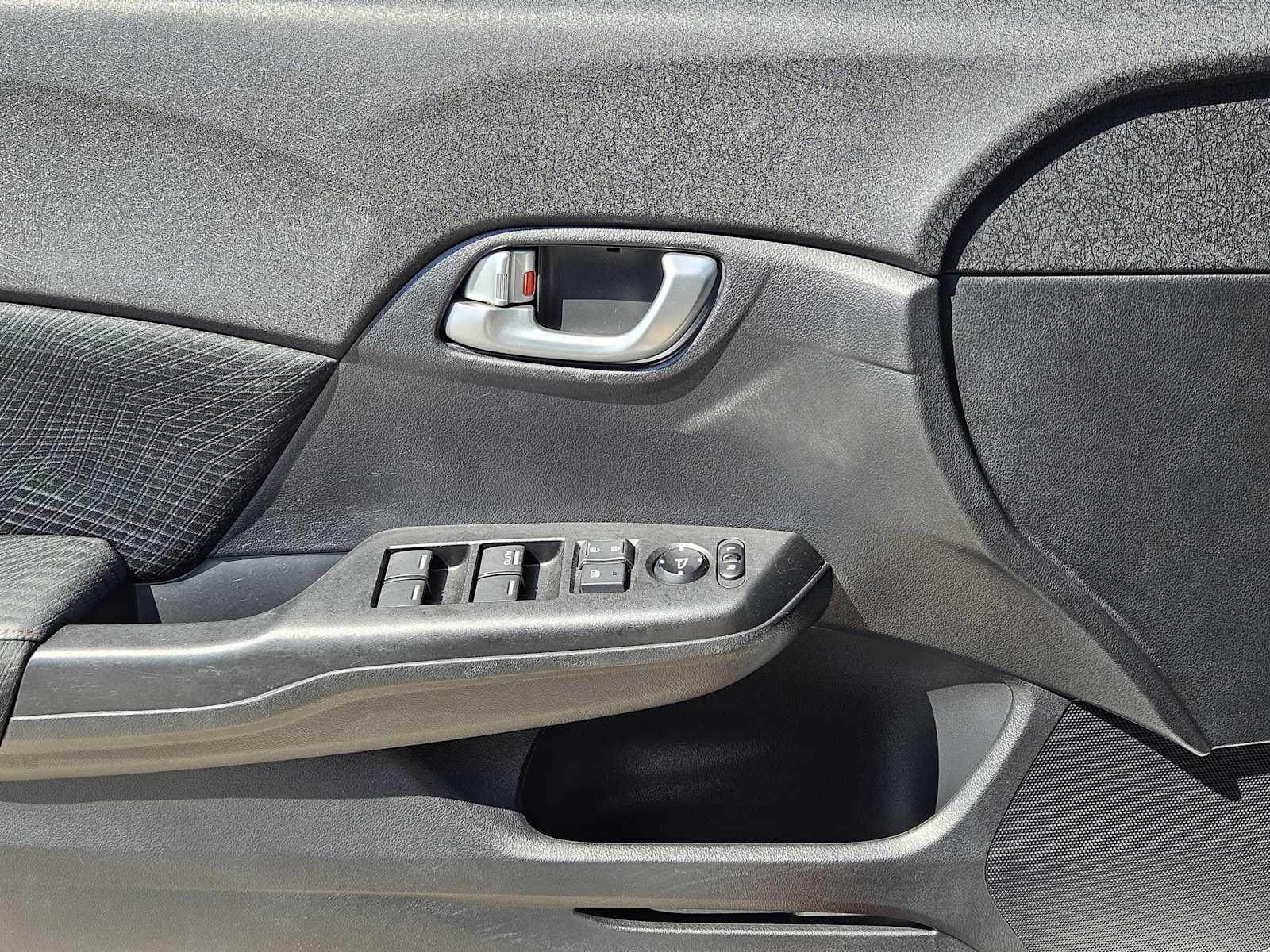 Thumbnail: 2012 Honda Civic - 19