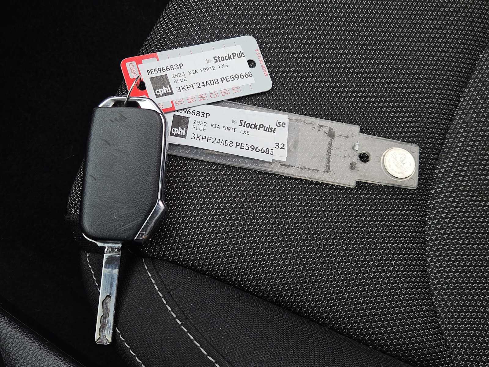 Thumbnail: 2023 Kia Forte - 31