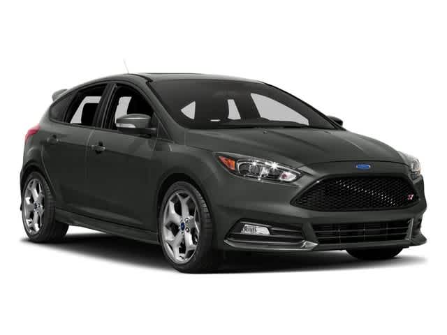 Thumbnail: 2017 Ford Focus - 6