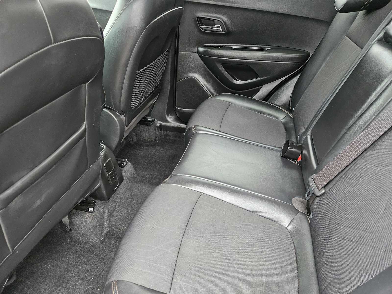 Thumbnail: 2018 Chevrolet Trax - 27