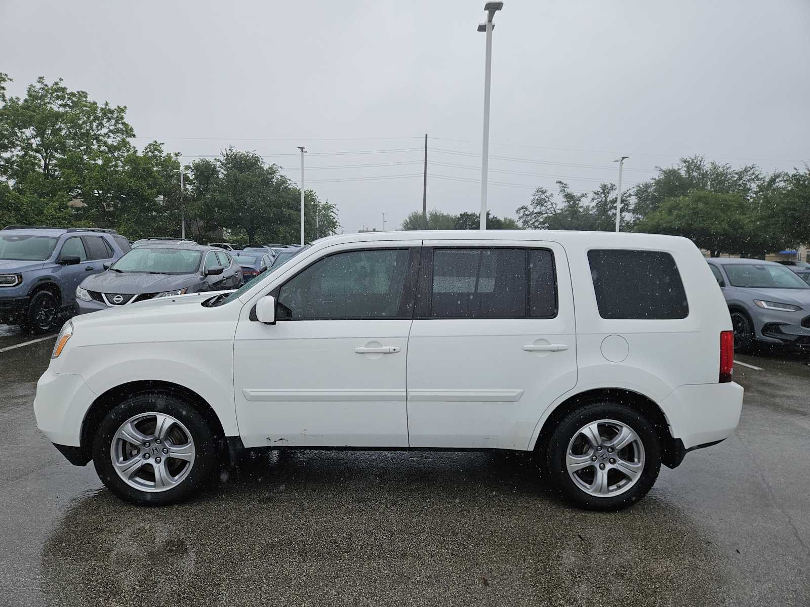 Thumbnail: 2013 Honda Pilot - 4