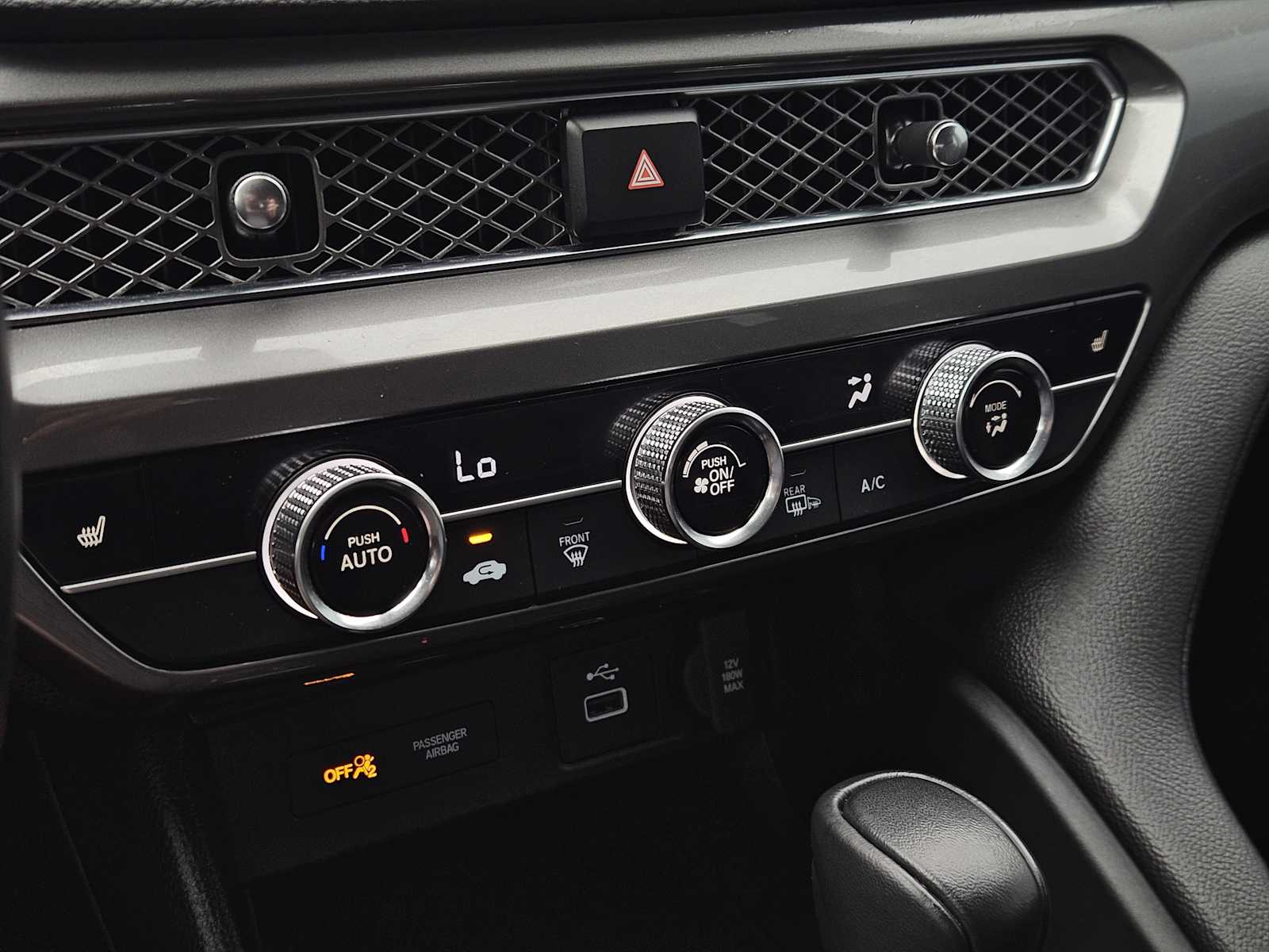 Thumbnail: 2023 Acura Integra - 18