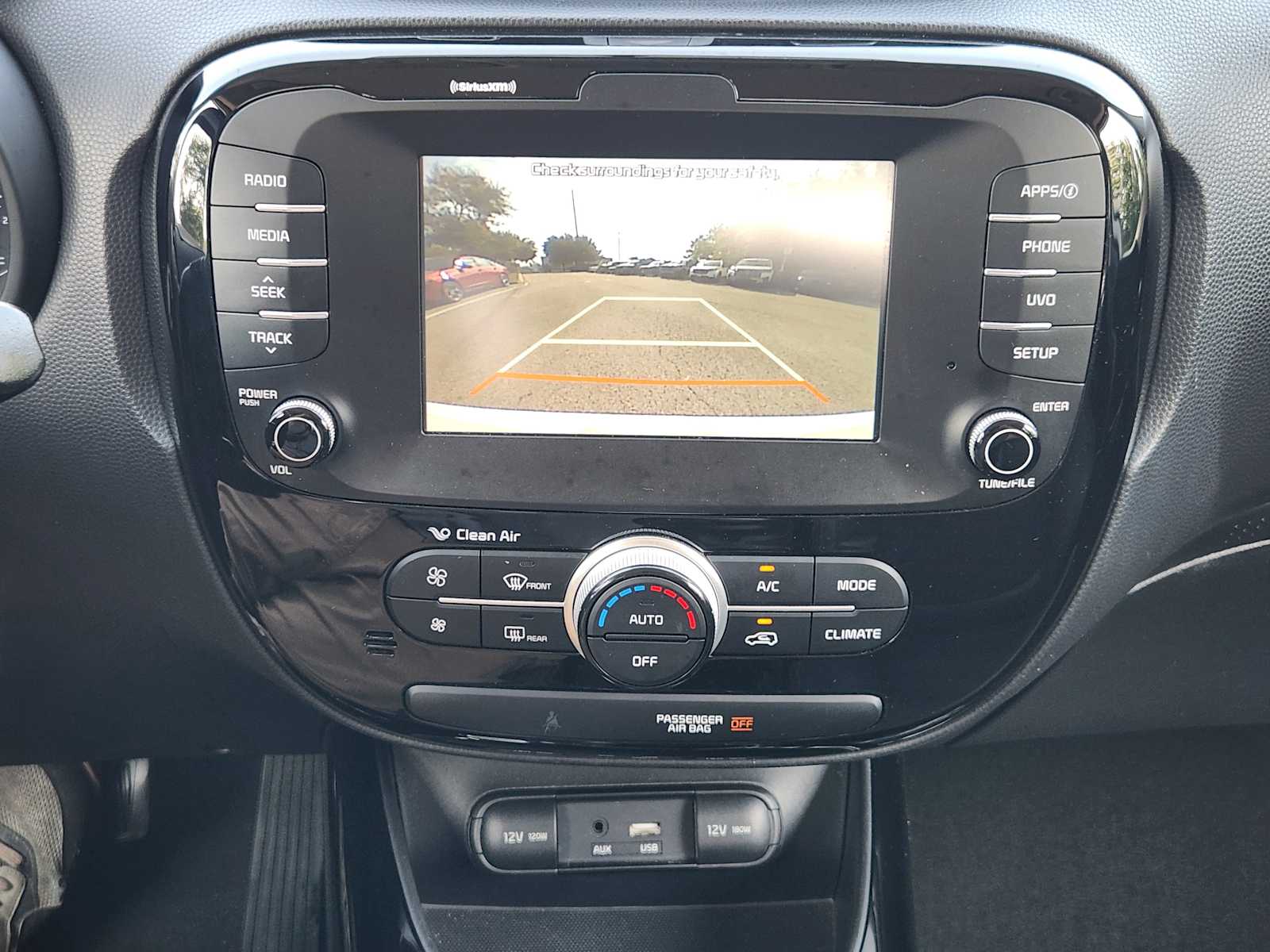 Thumbnail: 2018 Kia Soul - 16