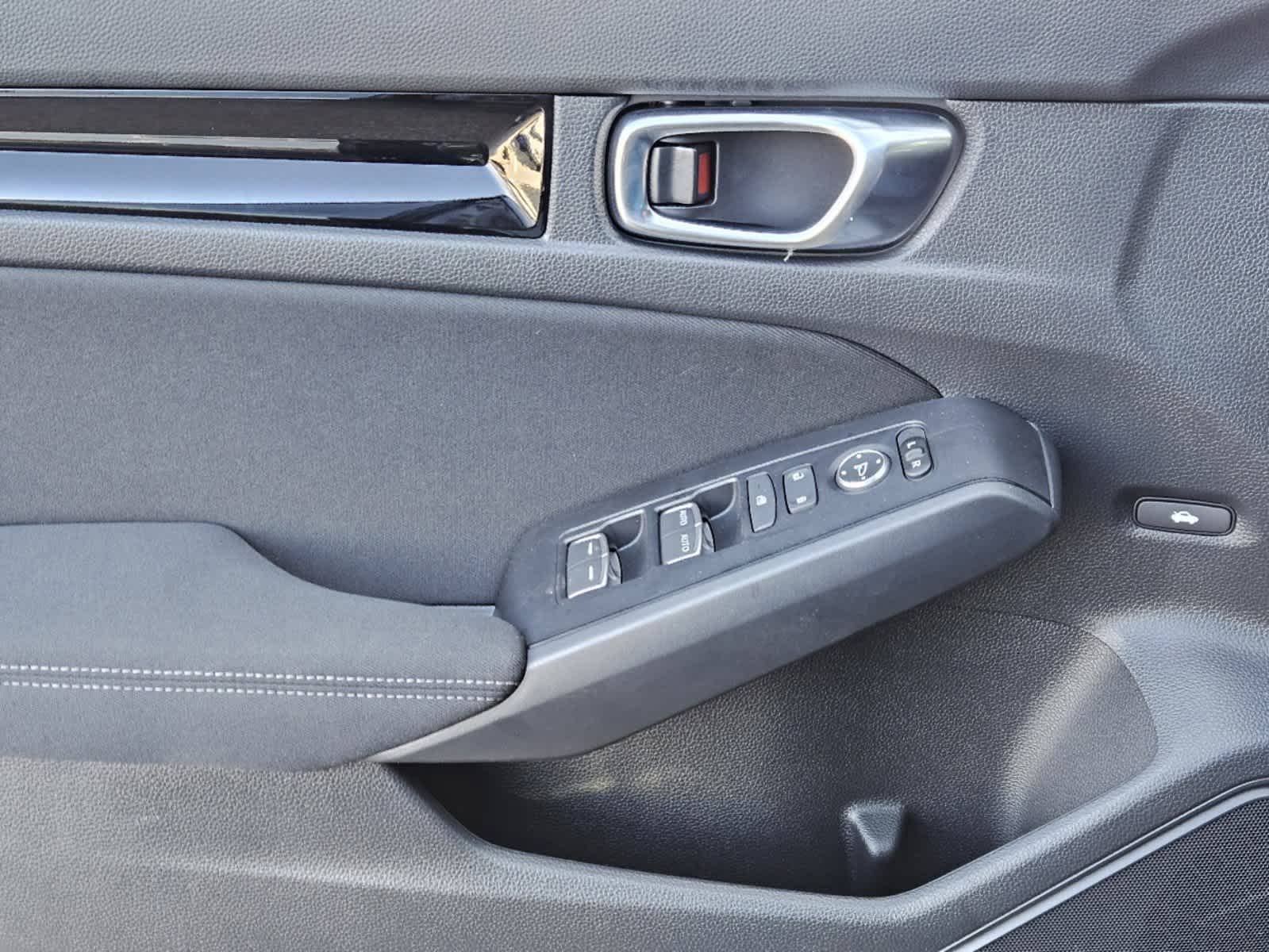 2025 Honda Civic Sport 17