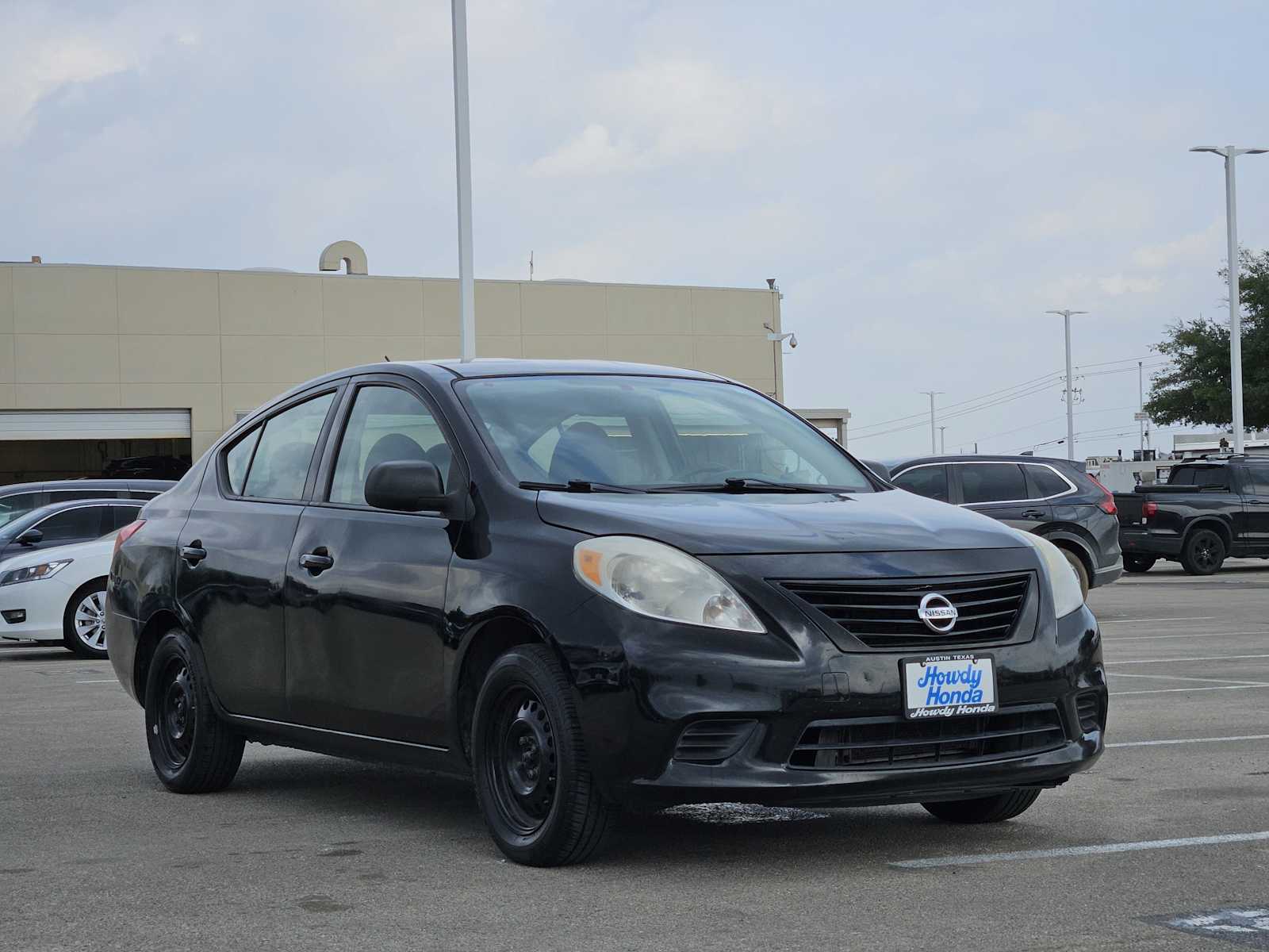 Thumbnail: 2012 Nissan Versa - 3
