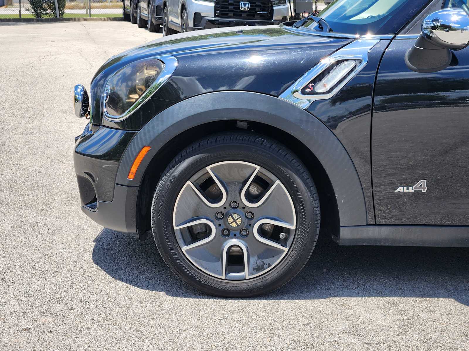 Thumbnail: 2012 MINI Cooper Countryman - 8