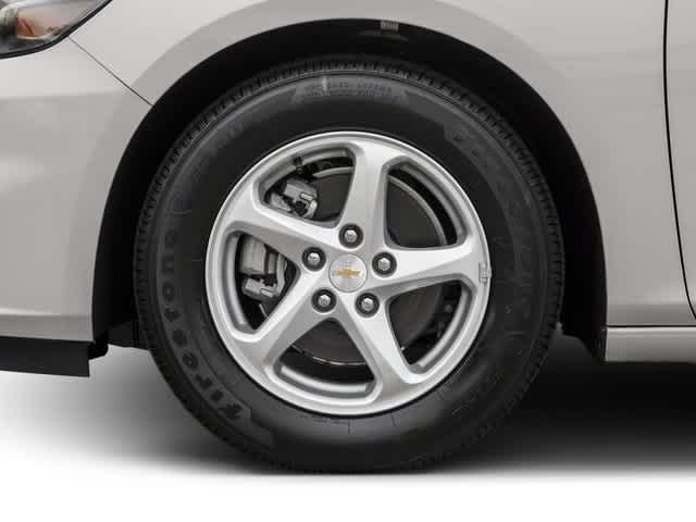Thumbnail: 2017 Chevrolet Malibu - 12