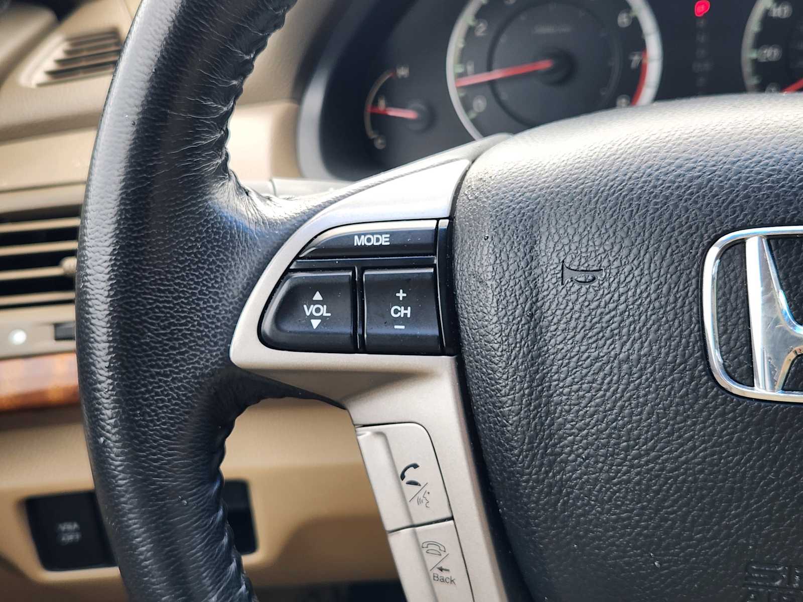 Thumbnail: 2010 Honda Accord - 27