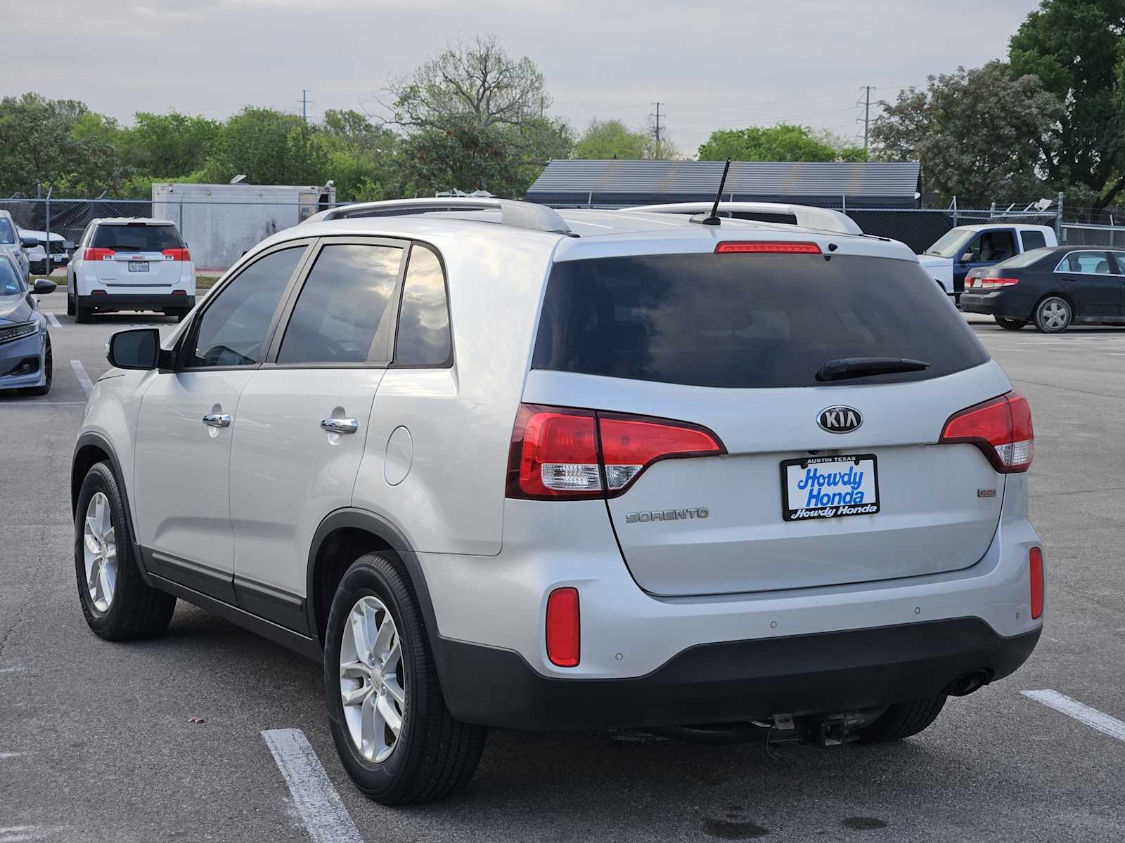 Thumbnail: 2015 Kia Sorento - 5